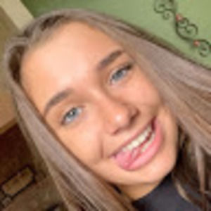 Meet your Posher, Isabella